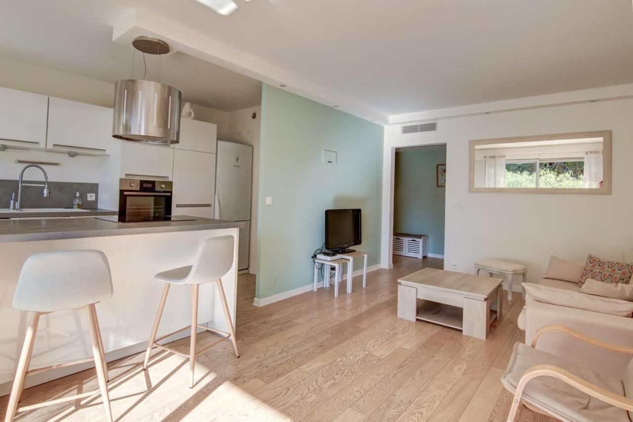 Cozy Apartment Канни Екстер'єр фото